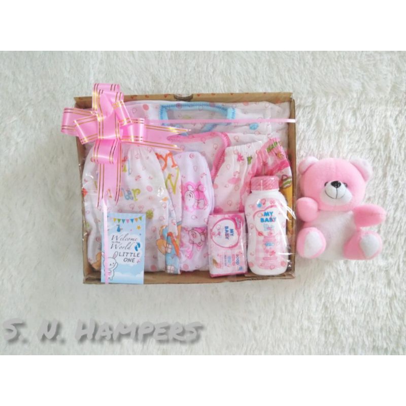 PAKET HAMPERS BAJU BAYI /KADO BAJU BAYI BARU LAHIR /BAJU BAYI BARU LAHIR/KADO BAYI BARU LAHIR