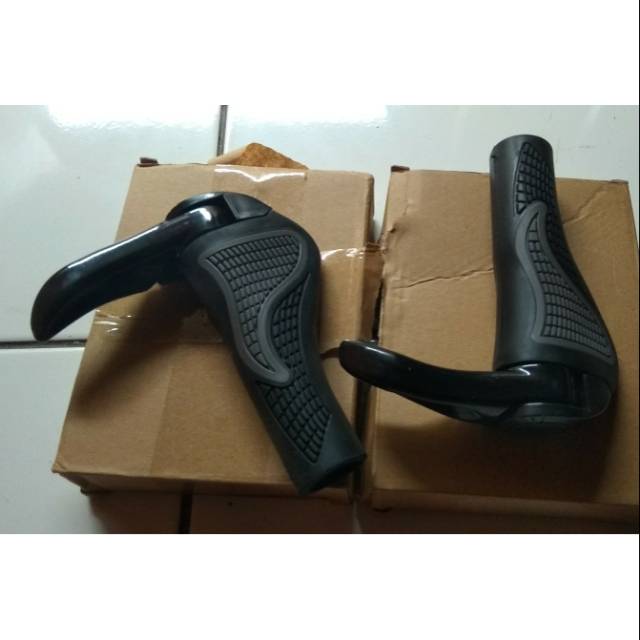 handgrip sepeda mtb touring seli lock on ergonomis