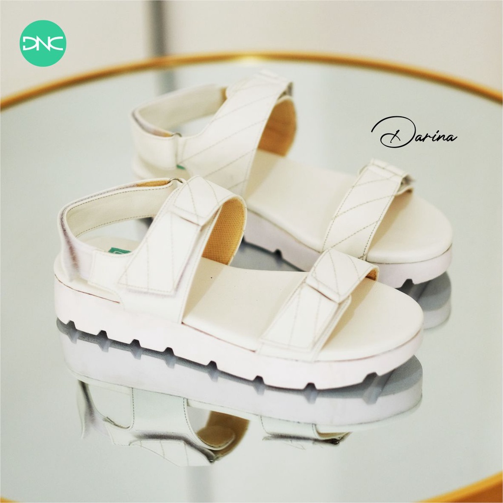 Sepatu fashion wanita murah nyaman original - DNC Darina White