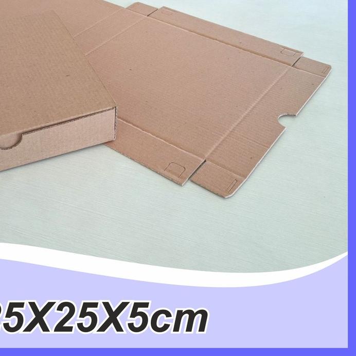 

♔ (10 pcs) Karton Box Polos 25x25x5 cm BF Kardus Packing Murah ❂