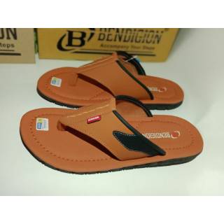 Harga sandal  slop Terbaik Sepatu Pria Juli 2021 Shopee 