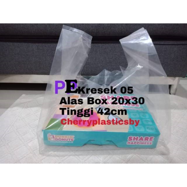 Kresek PE  bening alas kotak 30x20 bahan tebal