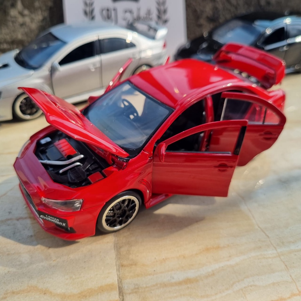 Diecast Mobil MITSUBISHI LANCER EVOLUTION X JDM SKALA 1:32