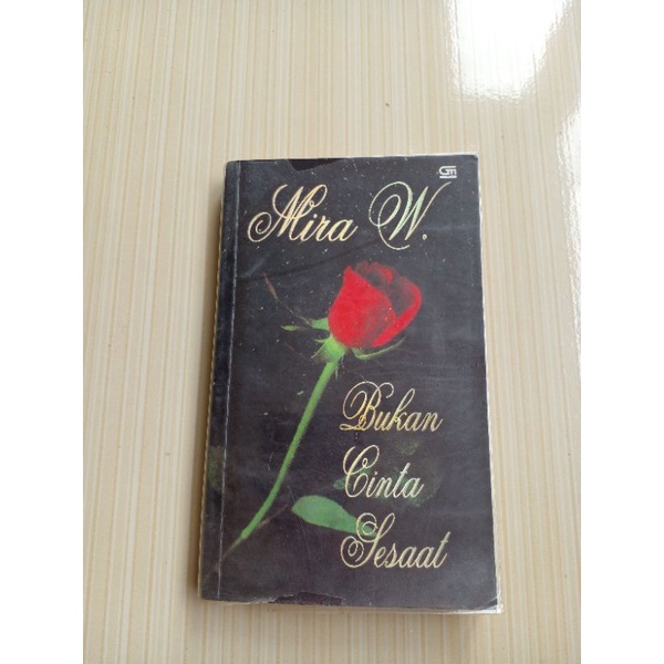 novel mira w  Bukan Cinta Sesaat  h