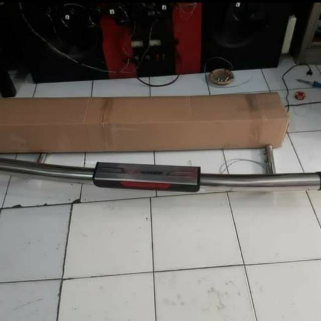 Pengaman belakang mobil xpander