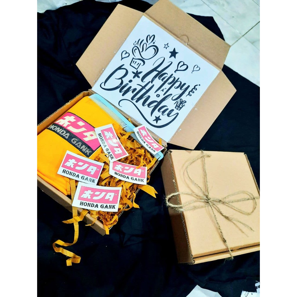 

BISA COD kaos HONDA GANK birthday gift box ulang tahun box gift kado ulang tahun pacar teman sahabaT