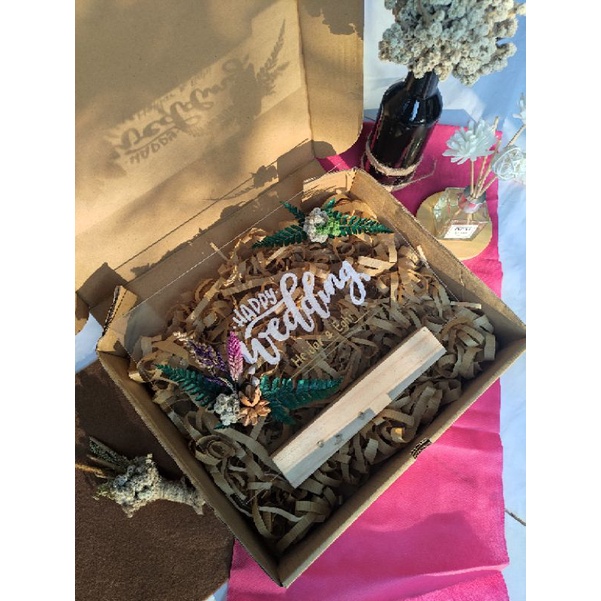 Acrylic Custom Gift | kado birthday, wisuda, pernikahan