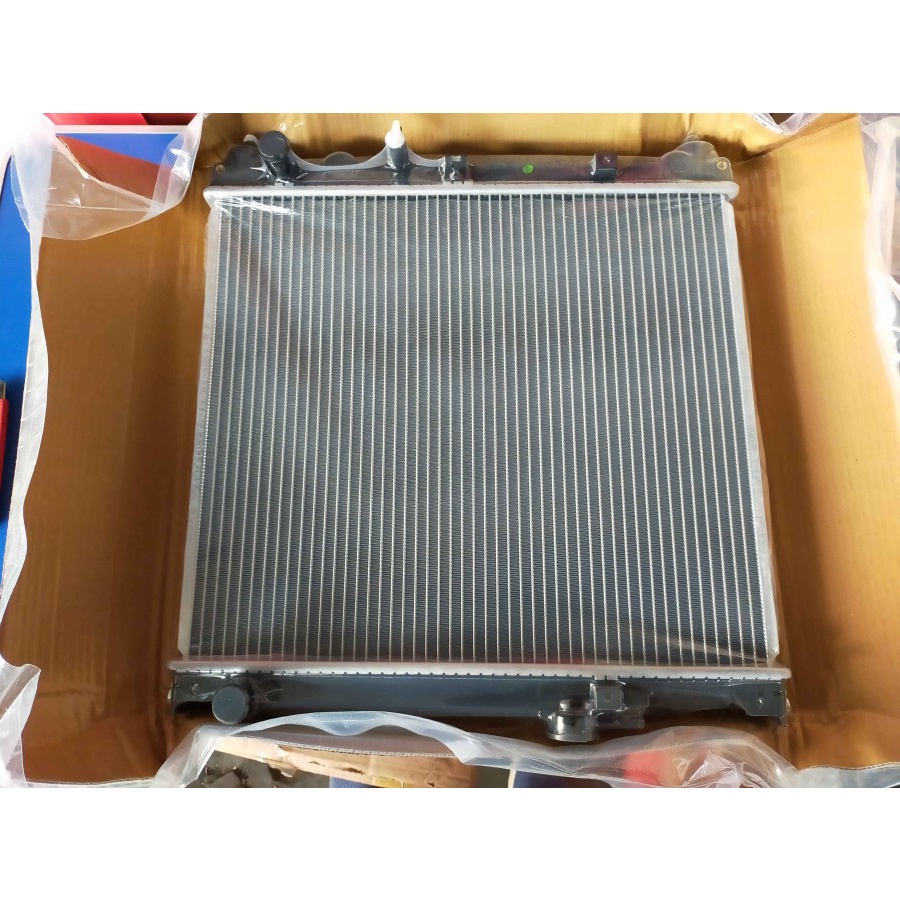 Radiator Suzuki Sidekick Escudo Vitara Aftermarket