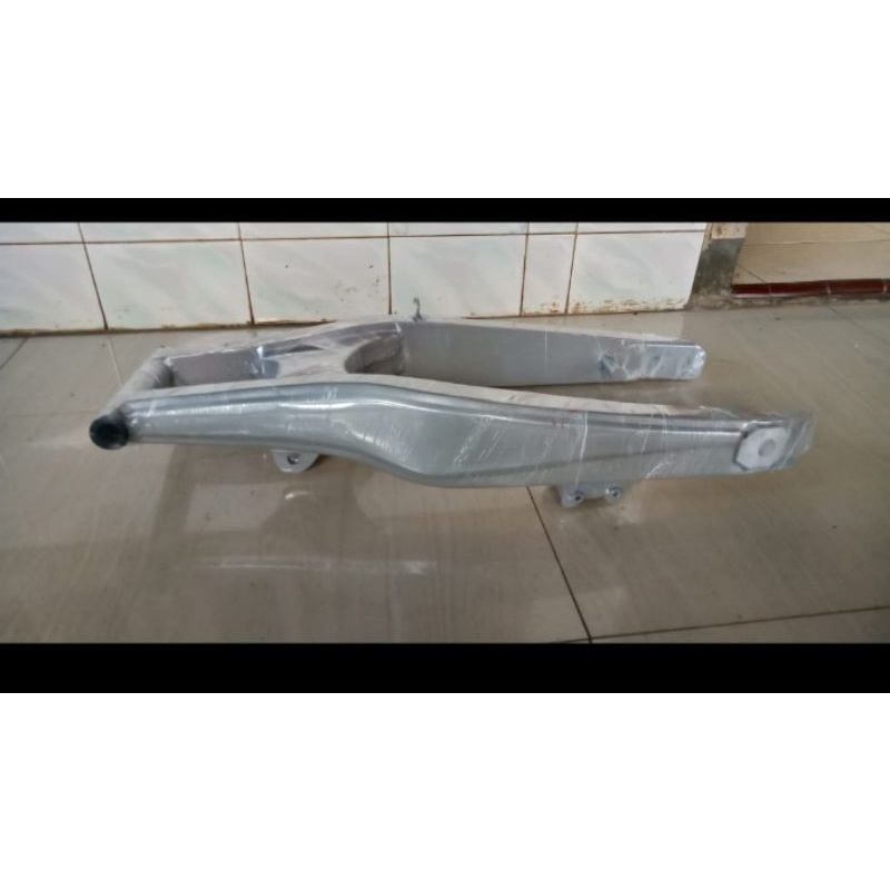 Swingarm Kawasaki KLX & Dtracker Model KTM
