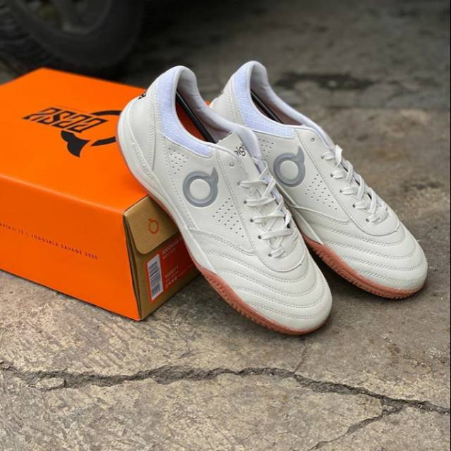 Sepatu Futsal Ortuseight Jogosala Savage BBS12 LIMITED EDITION