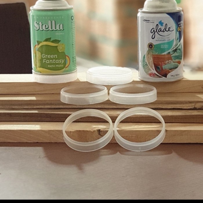 TATAKAN PENGHARUM RUANGAN REFILL MATIC GLADE