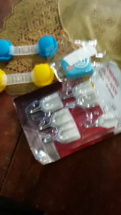 Gantungan Hook Kail Multifungsi Serbaguna Kecil Mini Tempel Untuk Kunci Topi Cantelan