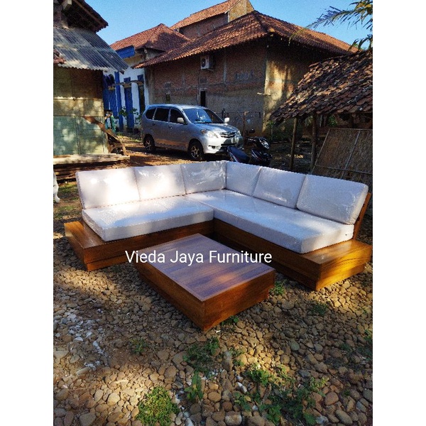 KURSI SUDUT BUSA OUTDOOR KAYU JATI BUSA TEBAL