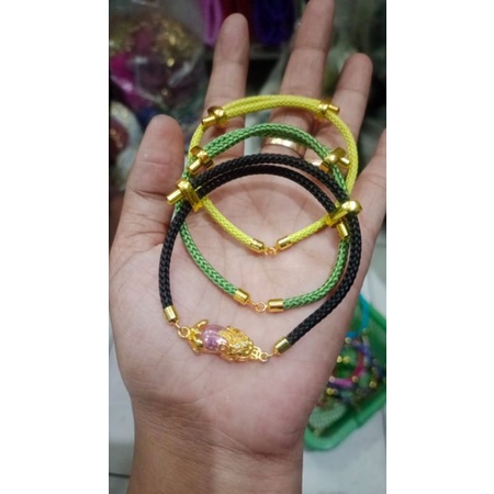 Gelang ongsrot model kaitan/ Gelang kawat serut cantolan