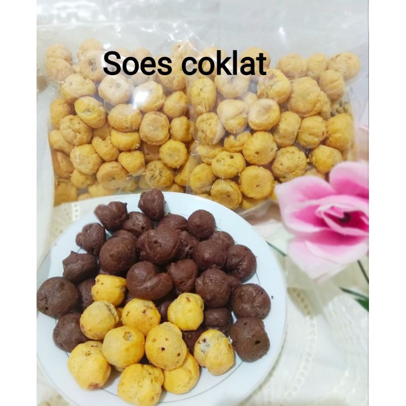 

Sus coklat /wafer roll premium 500g / soes / astor / biskuit