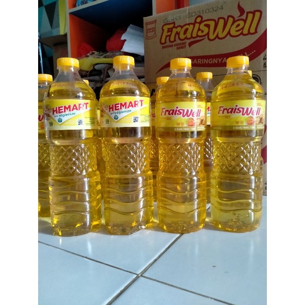 

Minyak Goreng Hemart dan FraisWell Kemasan Botol 1 Liter