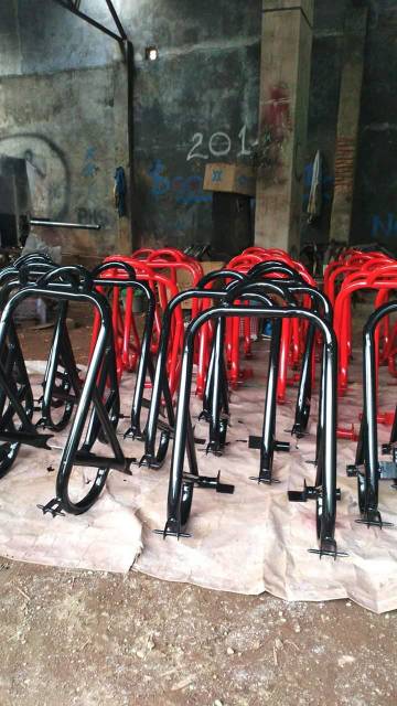 Standar paddock universal n model jalu V