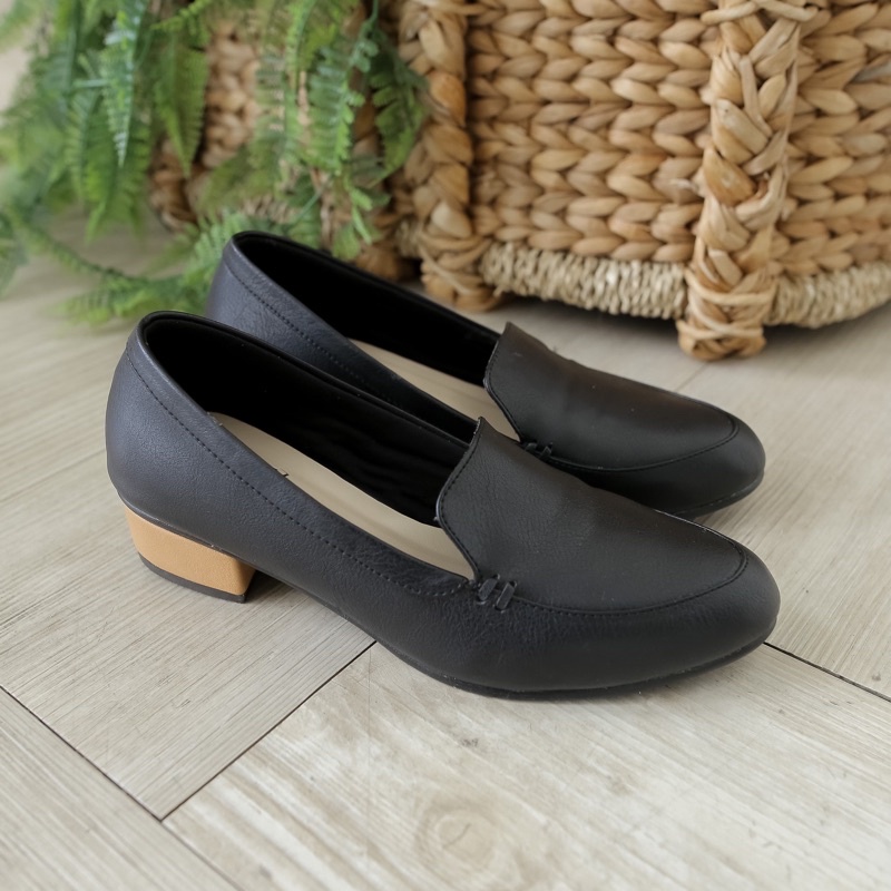 RILEY HEELS - Sepatu wanita / Heels wanita