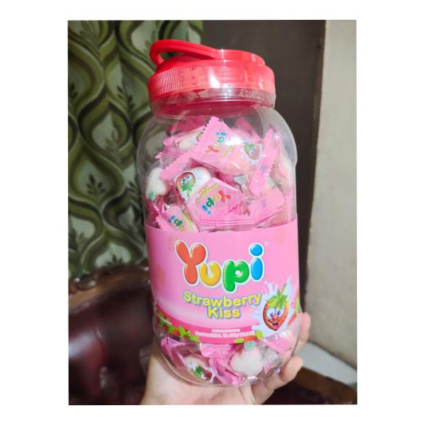 

Yupi Toples