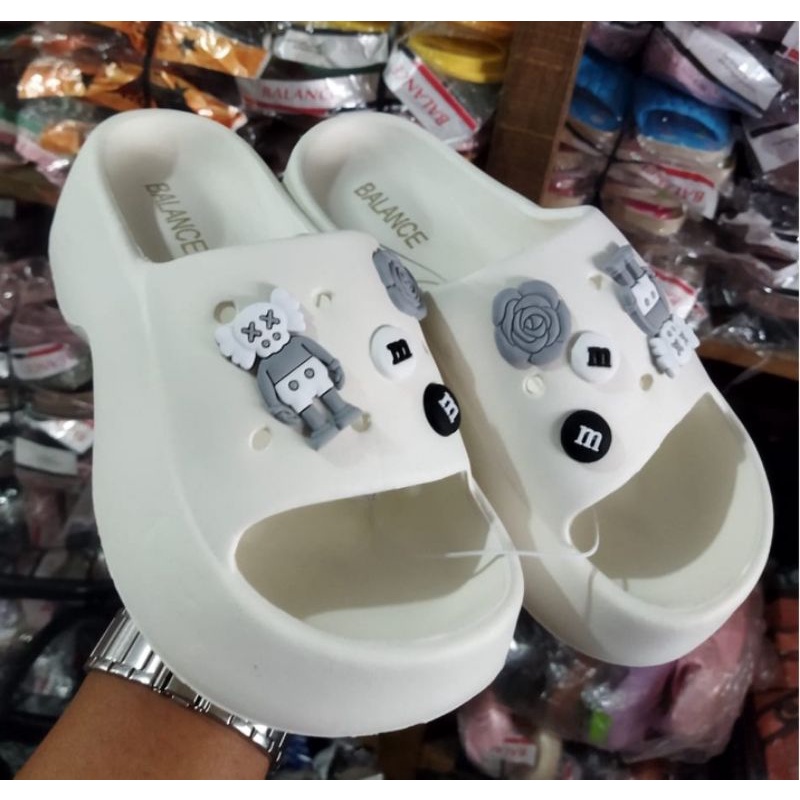 Sandal Fuji Viral Sandal Fuji Jibbitz Sandal Wanita Kekinian Sandal  Import Wanita