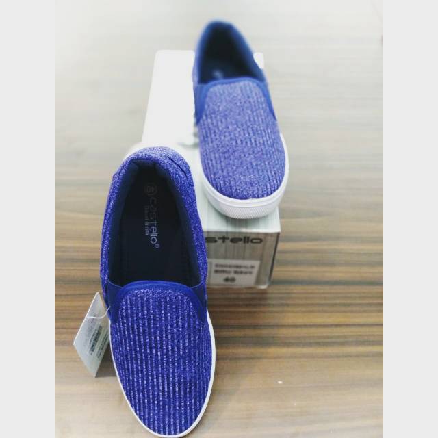 Sepatu outdoor Castello