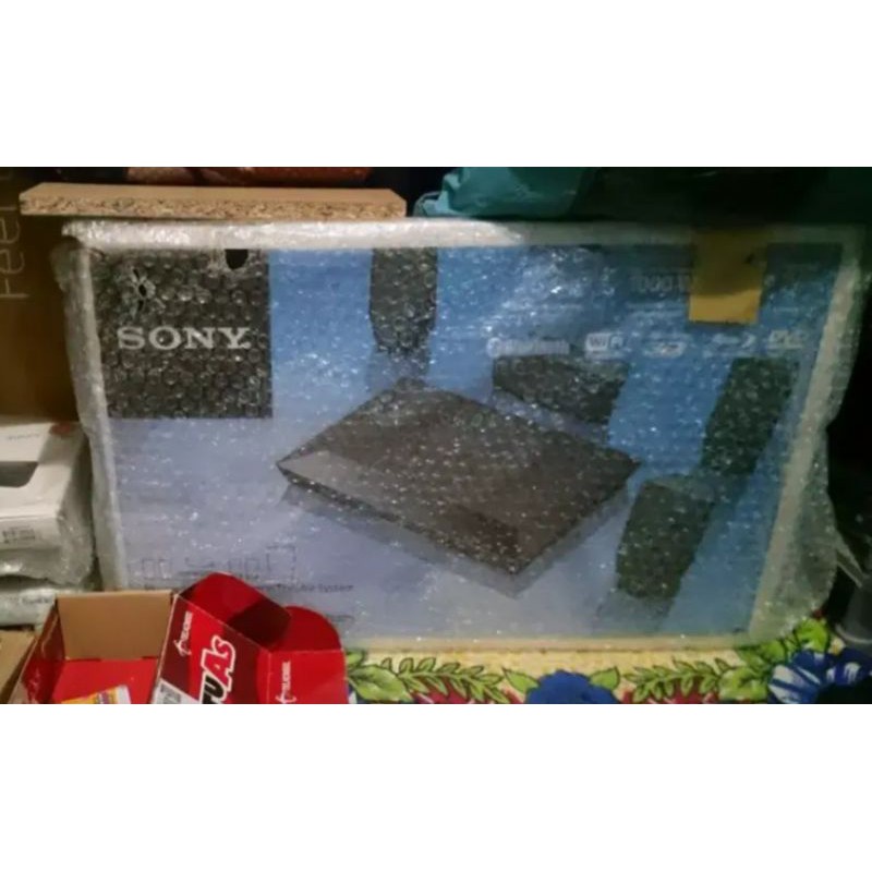 Sony BDV E2100 Home Theater