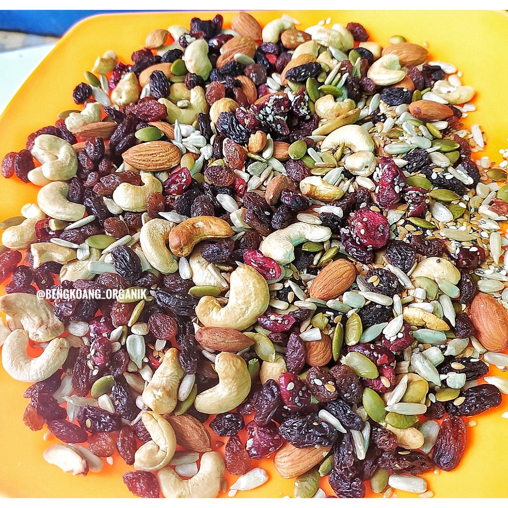 SUPER TRAIL MIX 250gr - Almond, Cranberry, Pumpkin Seed, Cashew, Raisin, Sunflower Seed