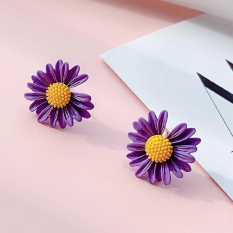 Anting S925 silver needle anti Alergi Desain Bunga smile face Warna Ungu violet