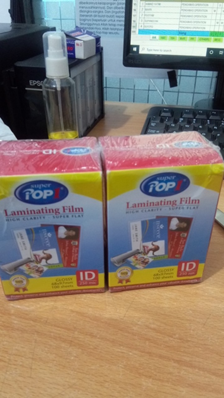 Laminating Film 250 Mikron Ktp 68 Mm X 97 Mm 250 Mikron (1 Pak = 100 Pcs)