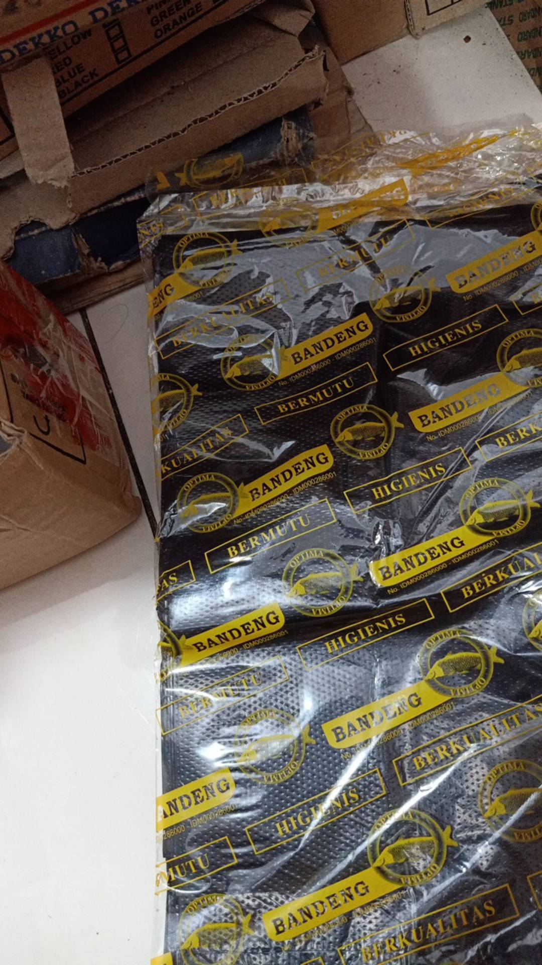 Kresek Uk.35 Cap Bandeng / Kresek Sampah Keranjang