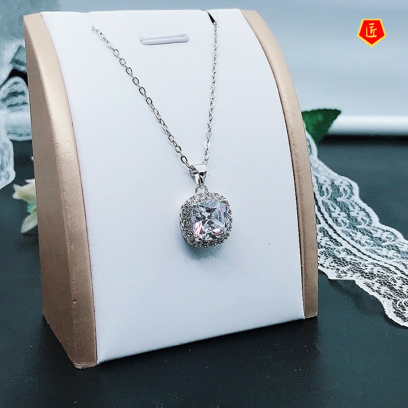 [Ready Stock]Classic Square Pendant Diamond Necklace Elegant Graceful