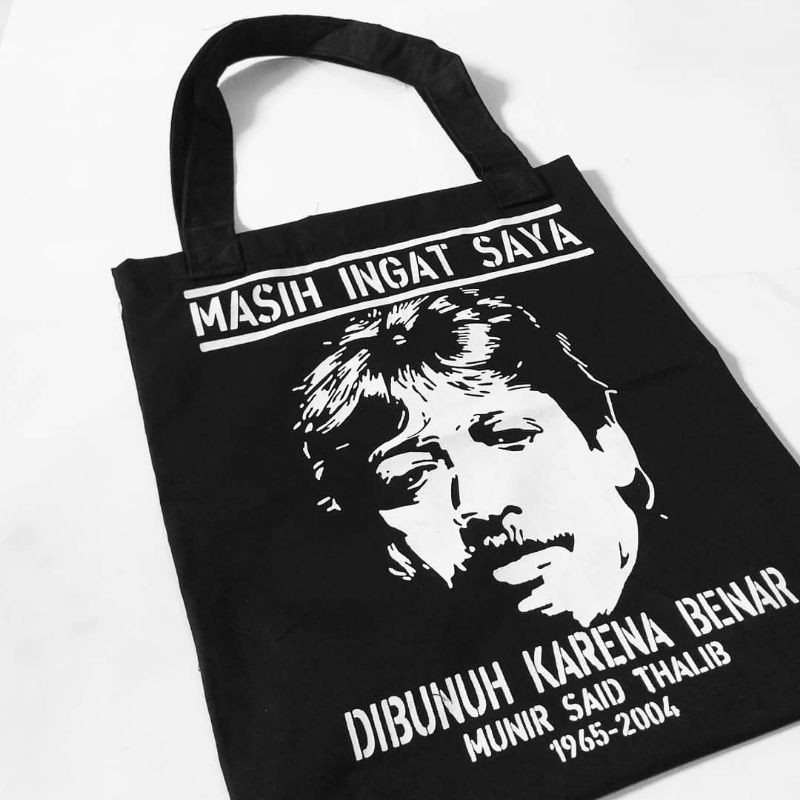 TOTEBAG MUNIR / TOTEBAG BAND / MUNIR SAID THALIB