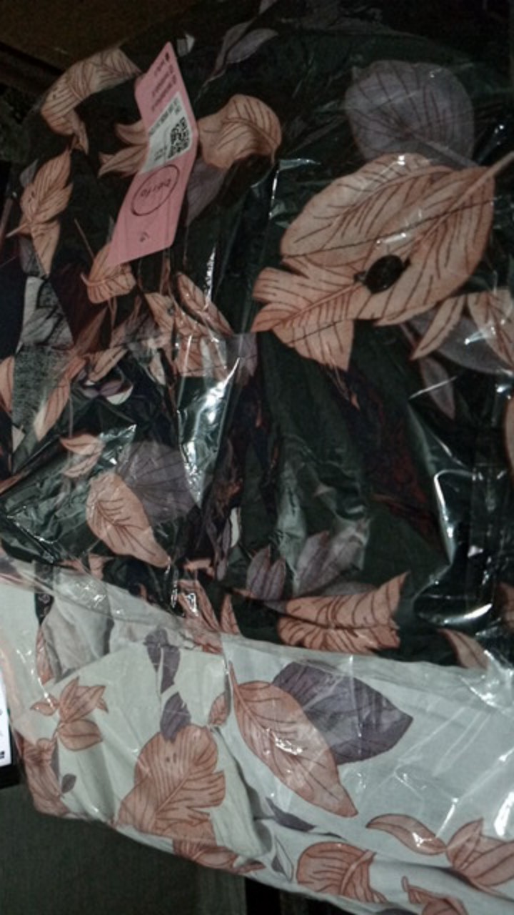 Benang Raja Atasan Tunik Kancing Rayon Rempel Ld 104 - 110cm