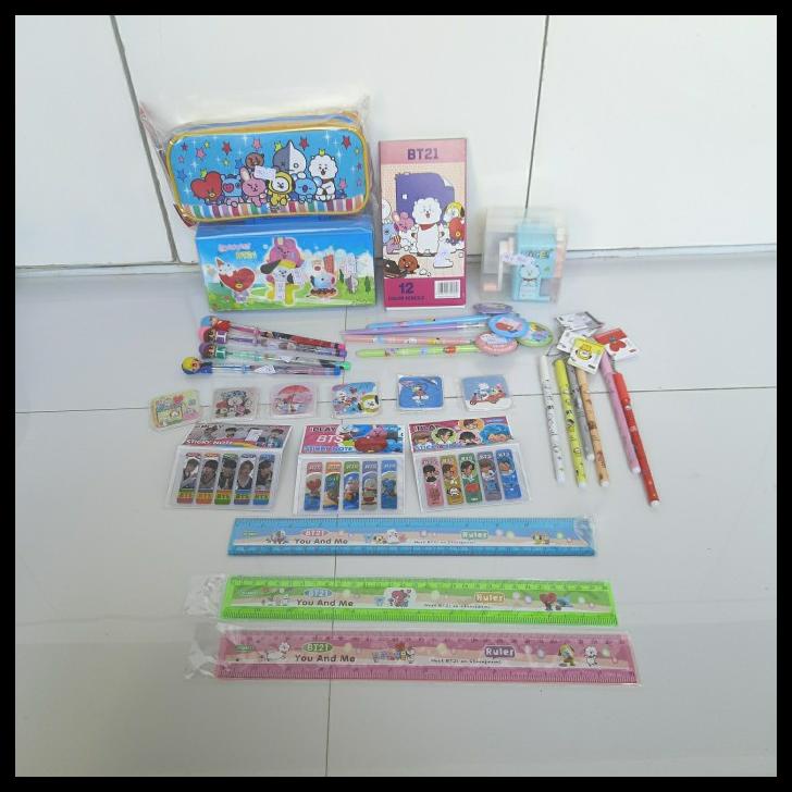 

Set Alat Tulis Bt21 Bts Mega Set Super Lengkap