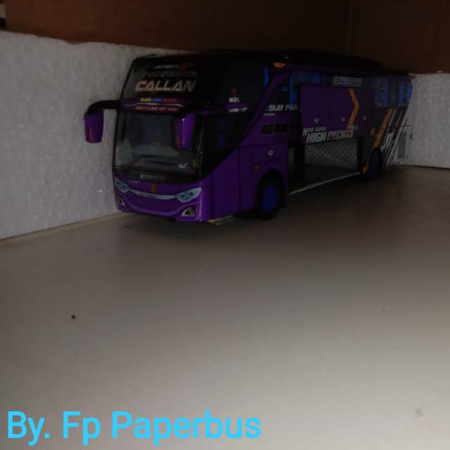 Paperbus STJ { CALLAN }