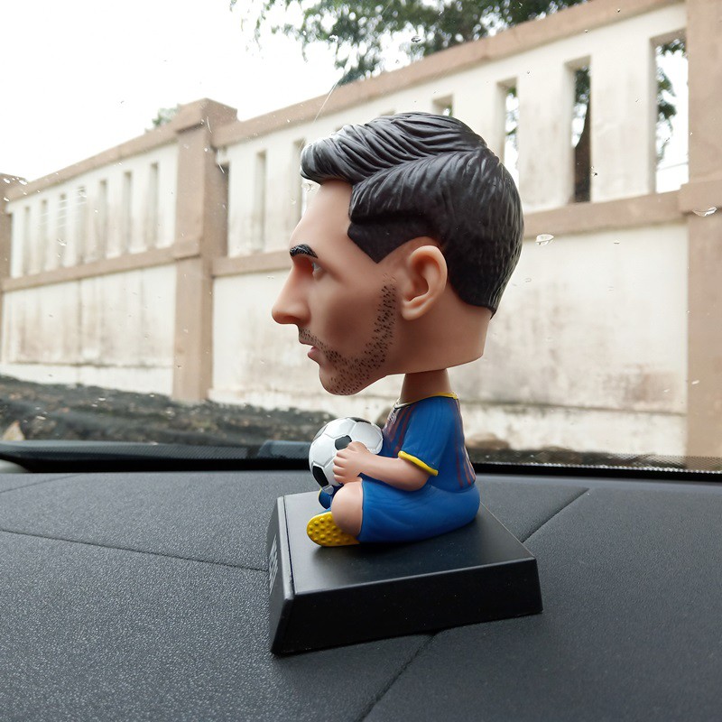 RONALDO MESSI DAVID BECKHAM Figure Miniatur Pajangan Mobil Stand Goyang Kepala Shacking Head Toy