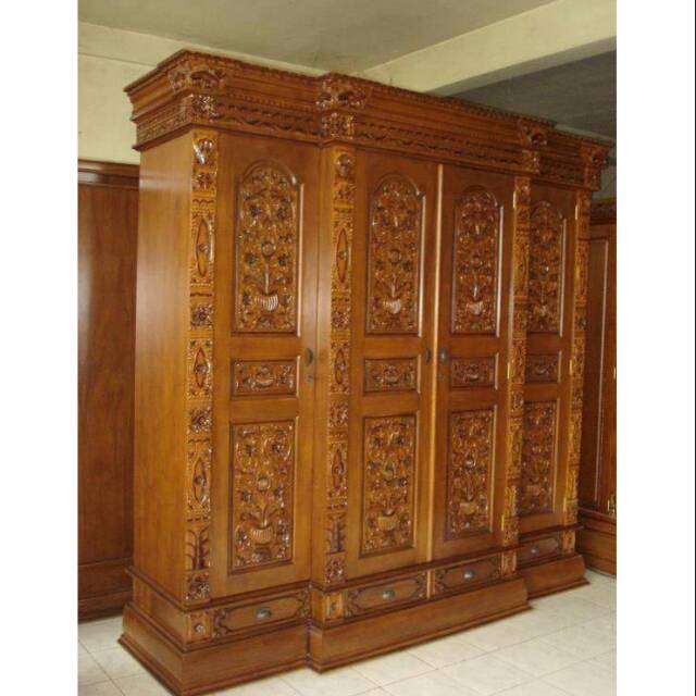 Almari Pakaian Ukir Gebyok Harga Terjangkau