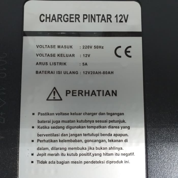 Alat cas aki mobil Motor / SUNPRO Battery Charger 5A DC12v**