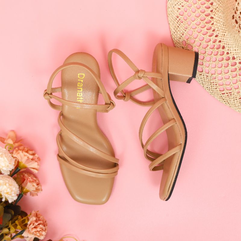 KARLISA DRANATHA HEELS WANITA