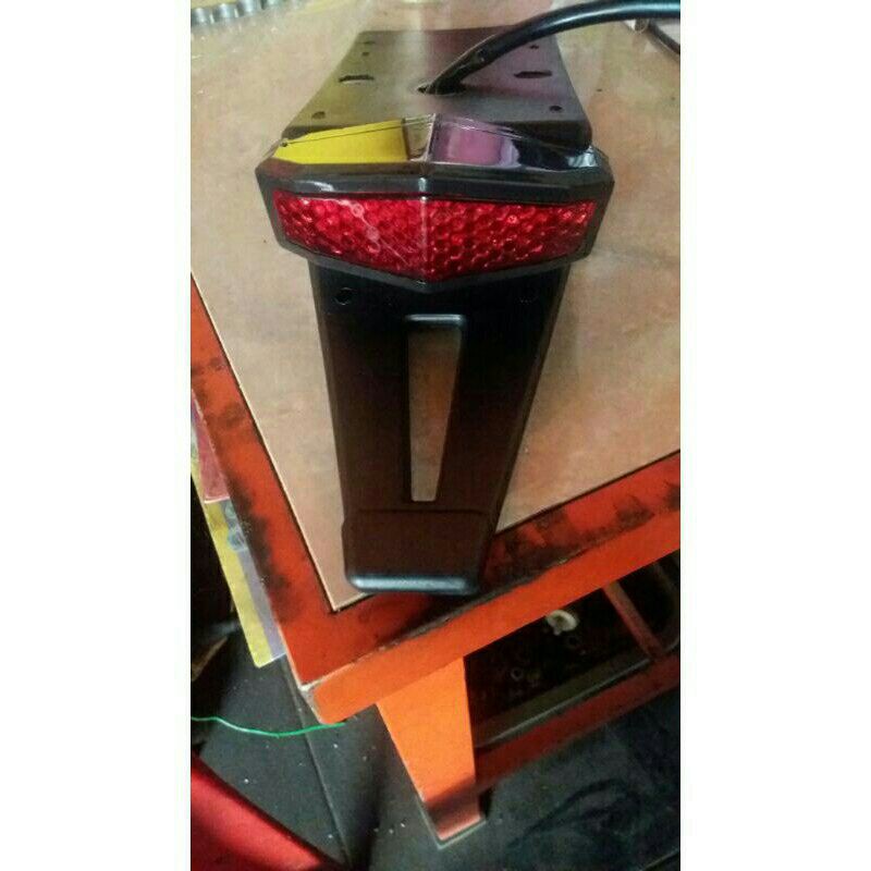 Lampu Spakbor belakang Variasi Universal KLX CRF TRIAL