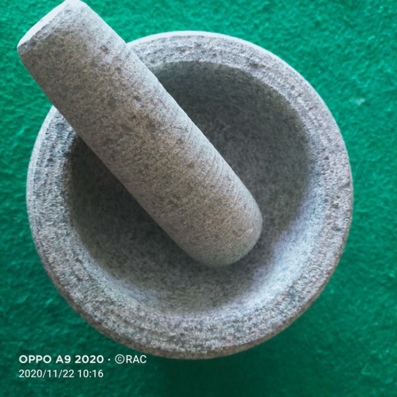 Lesung batu asli malaysia sedang