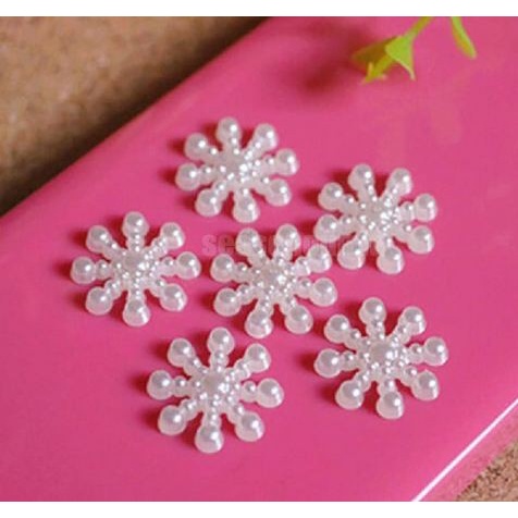 Snowflake Beads FlatBack (100pcs)