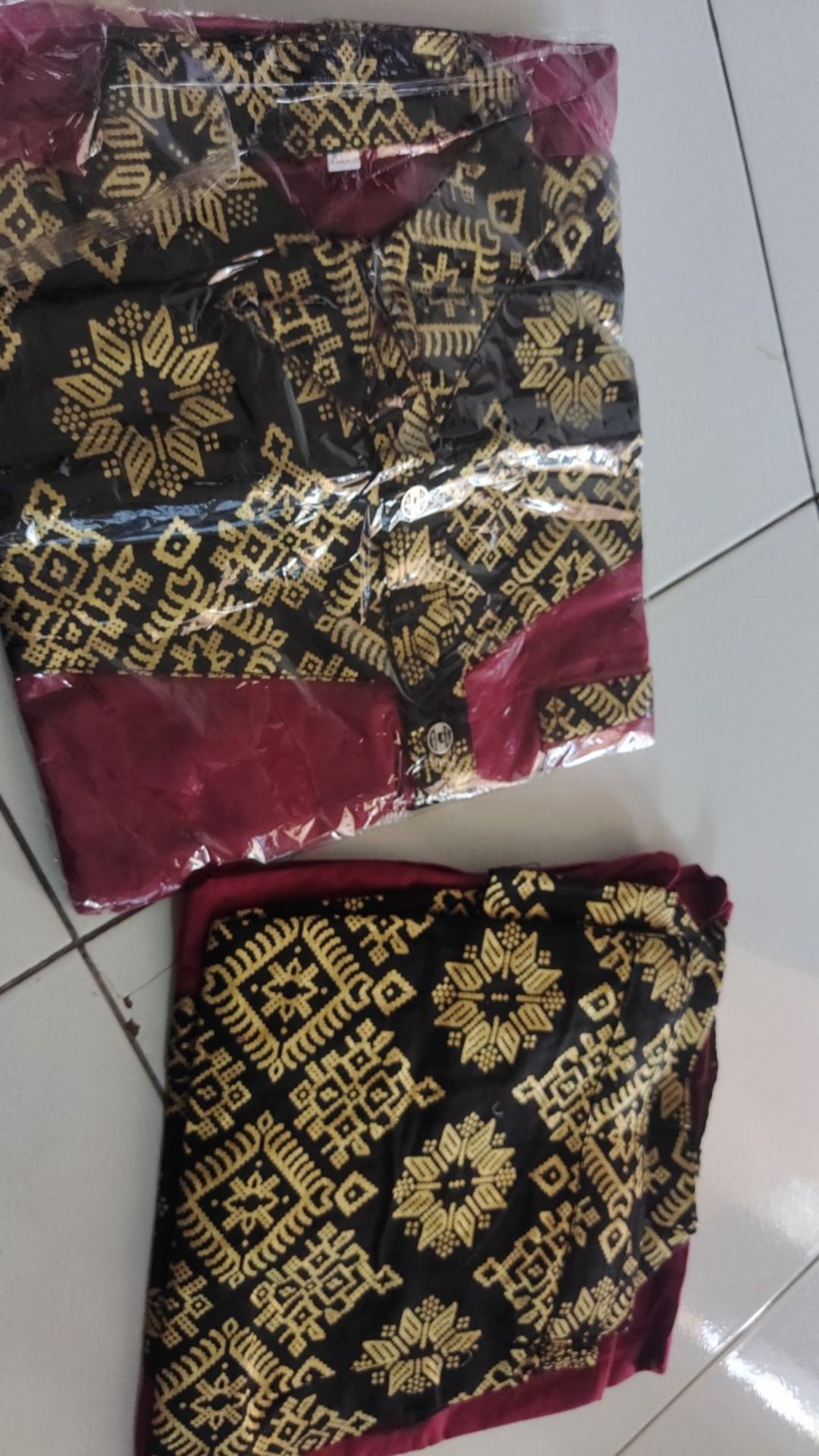 Maura Couple - Sania Ruffle Batik Couple Ori  Ndoro Jowi Dnt Garasi Termurah  Shopee - Couple Reno