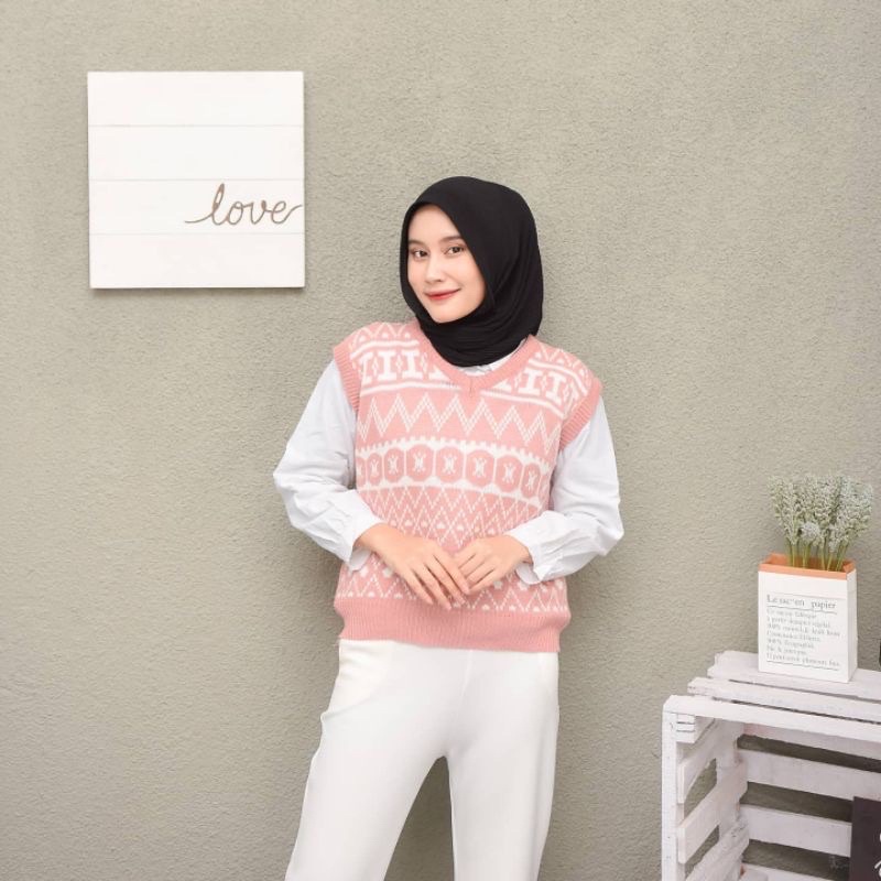 ROMPI RAJUT MONNACO VEST
