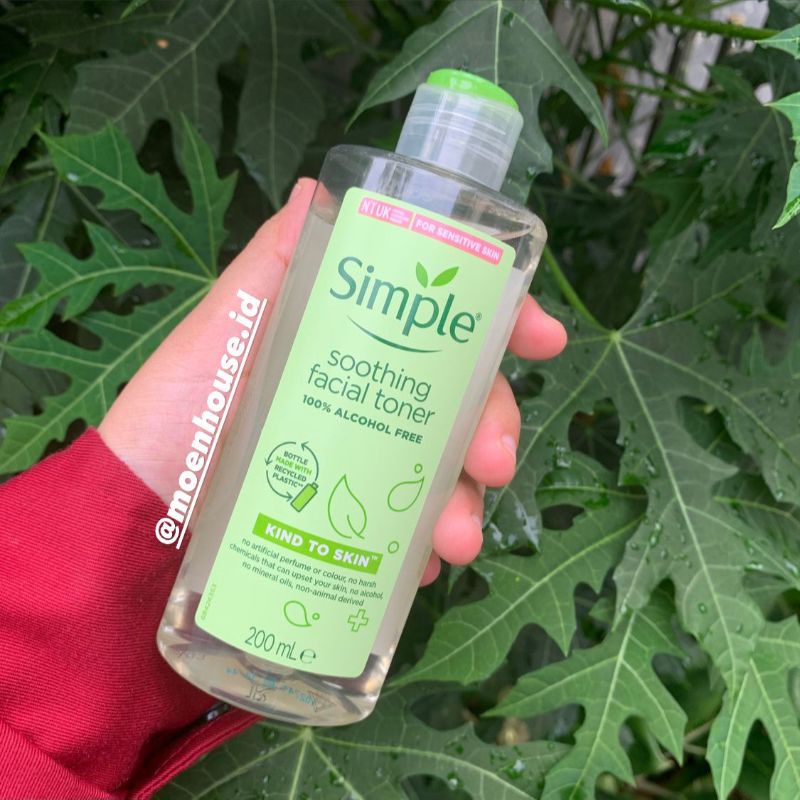 SIMPLE Toner - Kind to Skin - Soothing Facial Toner 200ml