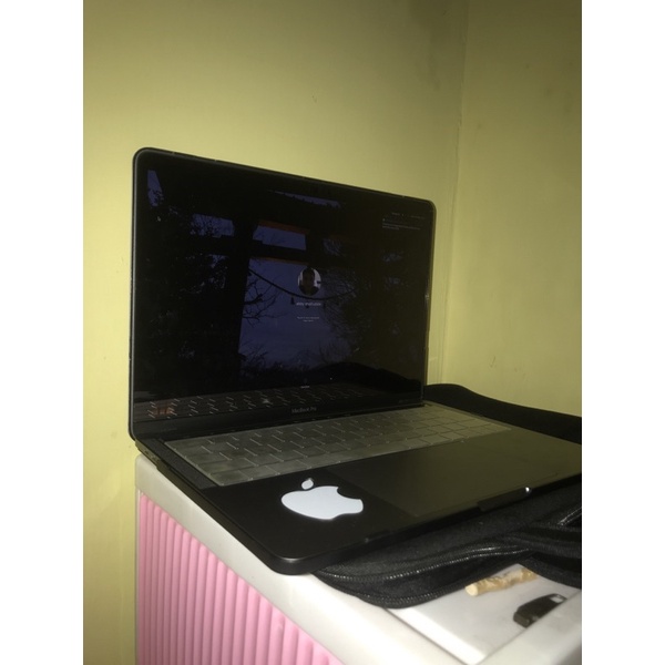 macbook pro 2017