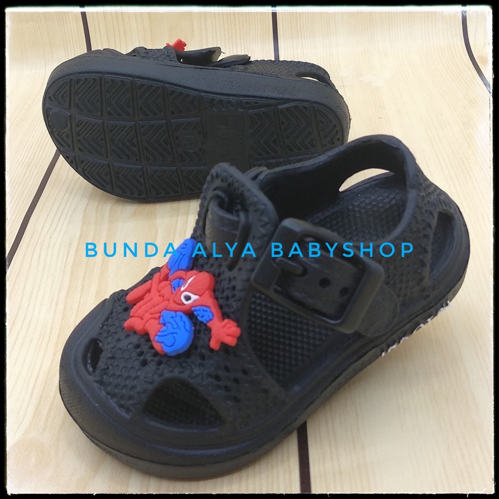 Sendal Anak Laki Laki Usia 6 Bulan 1 2 Tahun Motif Kartun HITAM Lucu Alas Karet Anti Licin - Sepatu Sandal Anak Cowok Karet Anti Licin