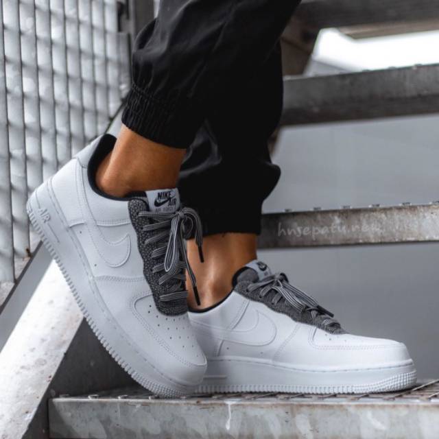 NIKE AIR FORCE 1 LOW 07 LV8 WHITE COOL 