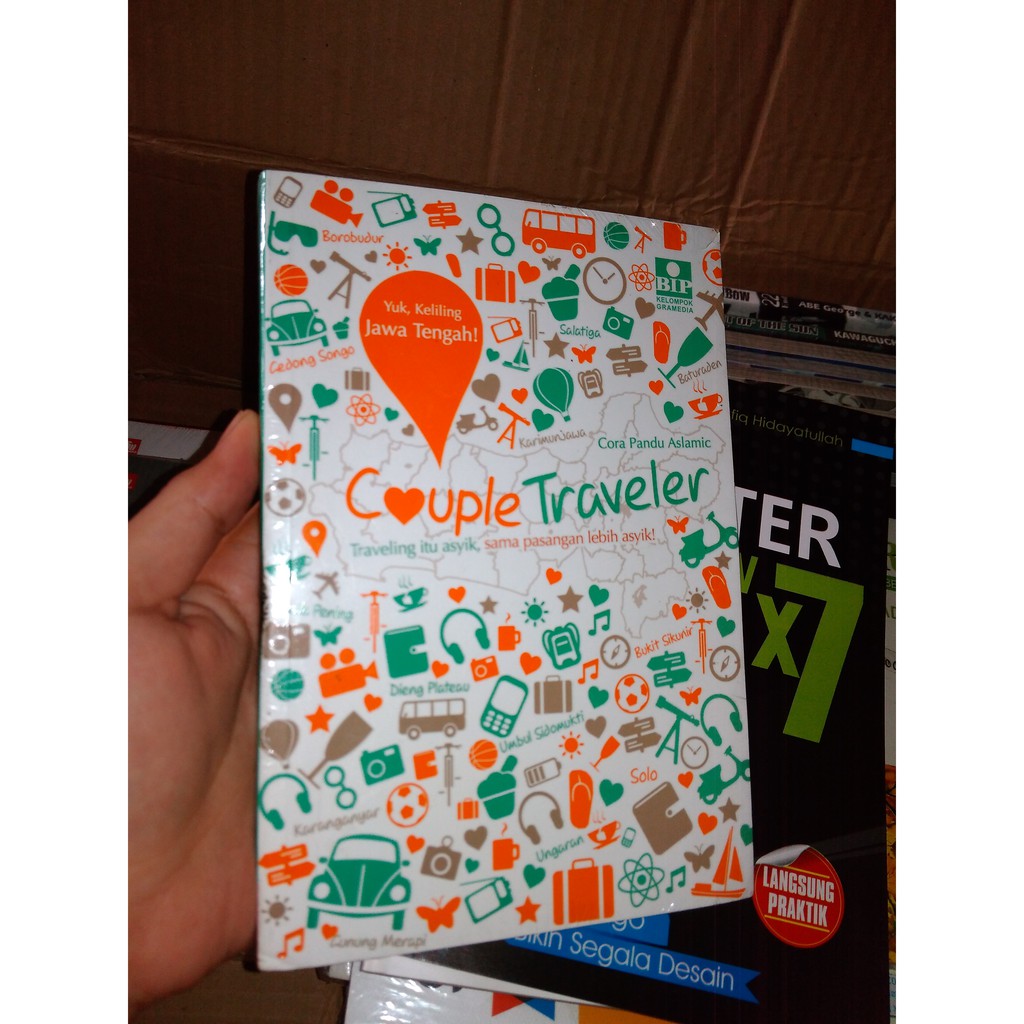 OBRAL (Buku Gramedia) : BUKU Couple Traveler
