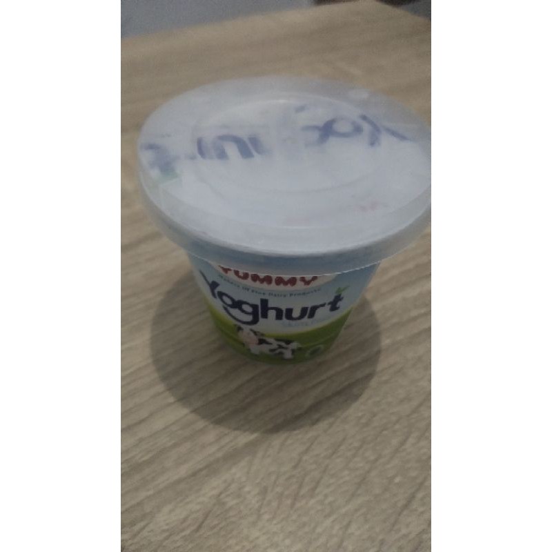 

yoghurt skim plain per 2 pcs